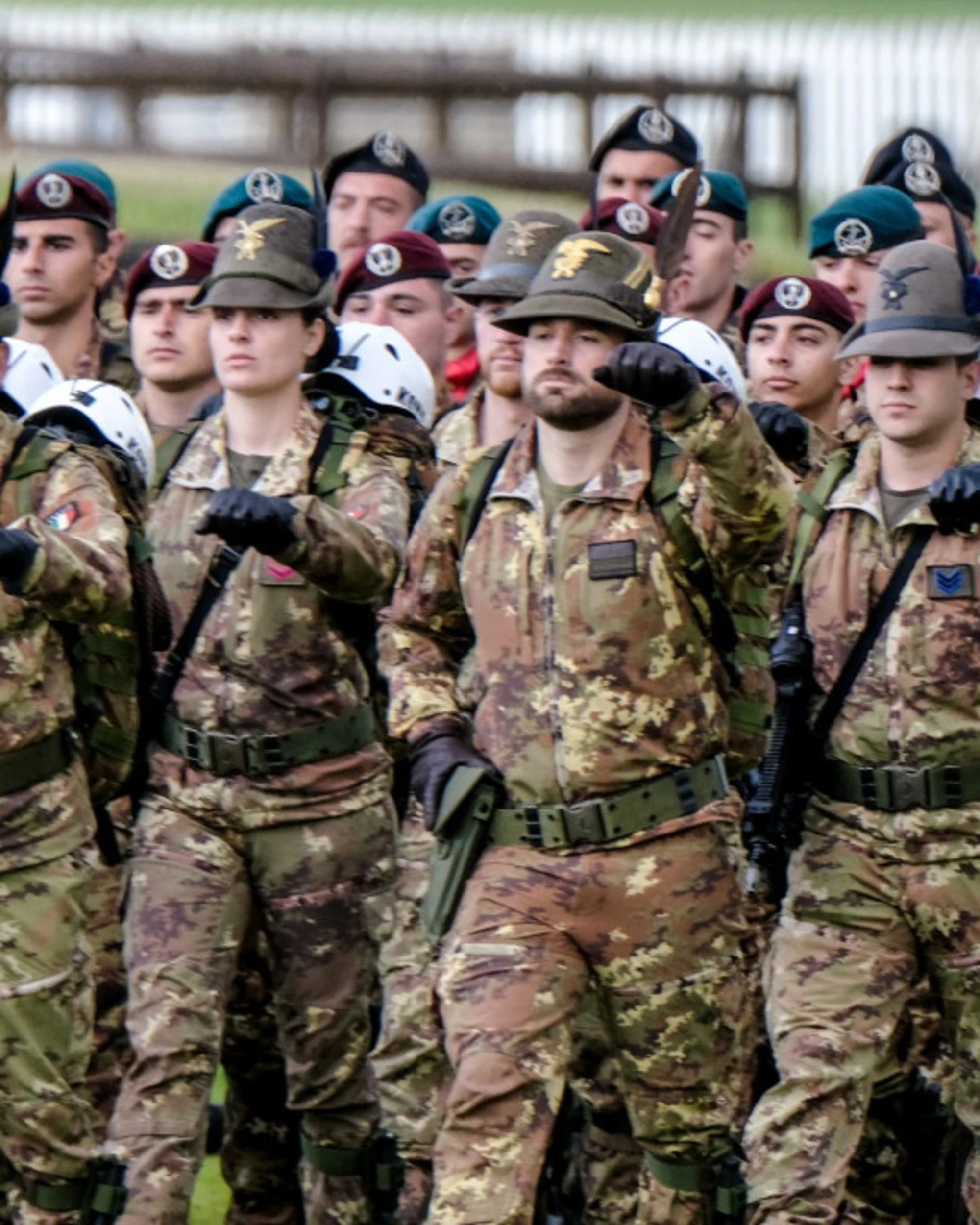 Sondaggio, "quanti italiani sono pronti ad arruolarsi": un dato choc