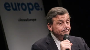 Carlo Calenda silura Elly Schlein: "Il campo largo non esiste"