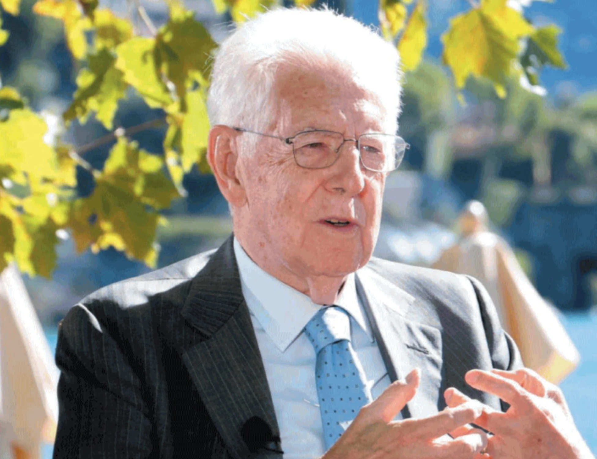 L'iperattivo Mario Monti vuole fermare l'onda nera