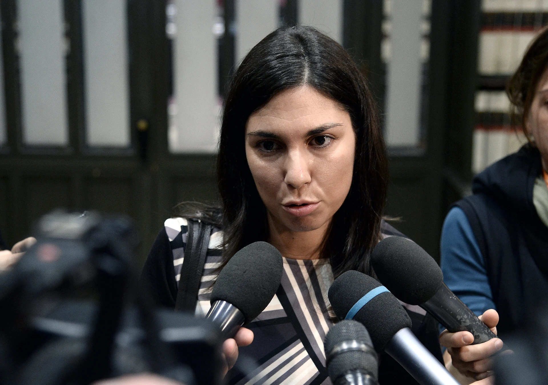 Giulia Sarti, la grillina non vota per il revenge porn: di cosa ha paura