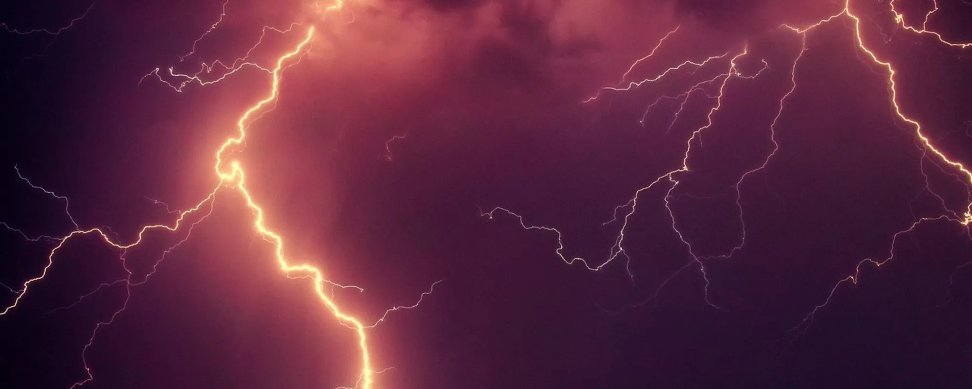 Il ciclone di San Valentino si abbatte sull'Italia: chi rischia