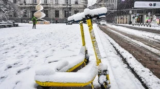 Meteo, nessun miglioramento: neve a quote impensabili, Epifania funestata