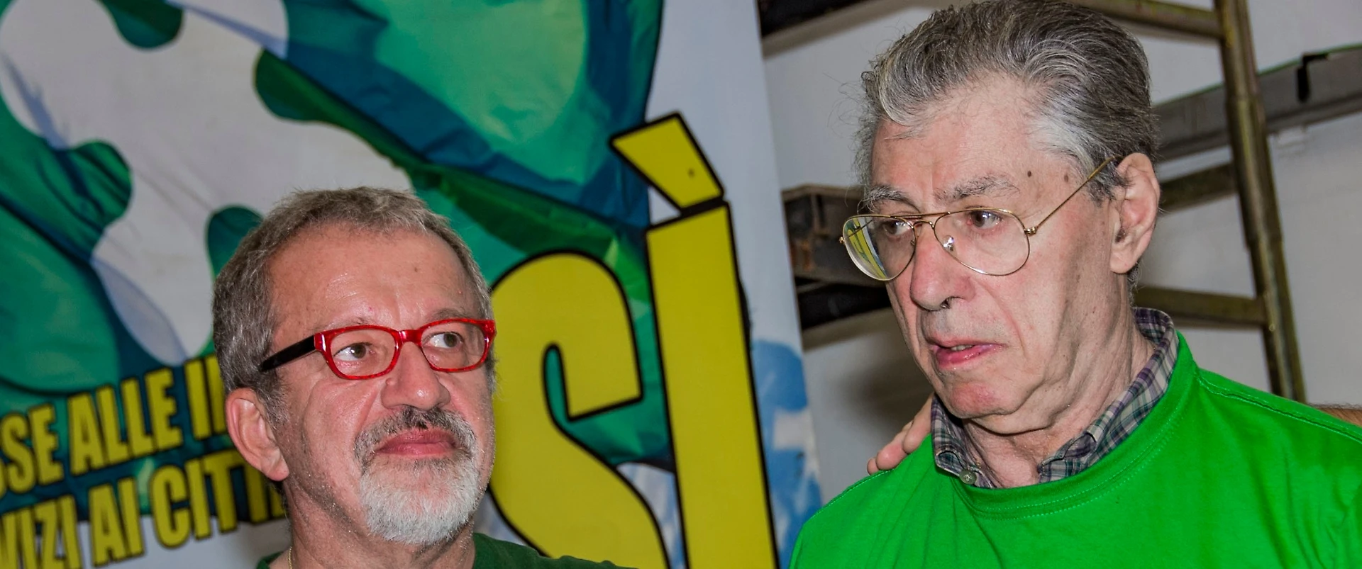 Umberto Bossi al congresso della Lega: "Matteo Salvini non impone un ca***, scegliamo noi"