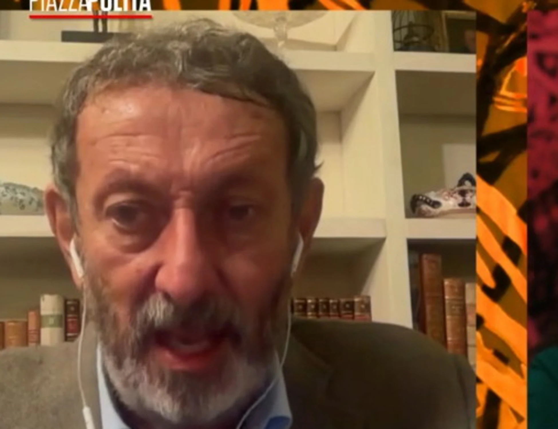 Piazzapulita, il deliro di Michele Serra: "Ma perché non c'è una destra normale?"