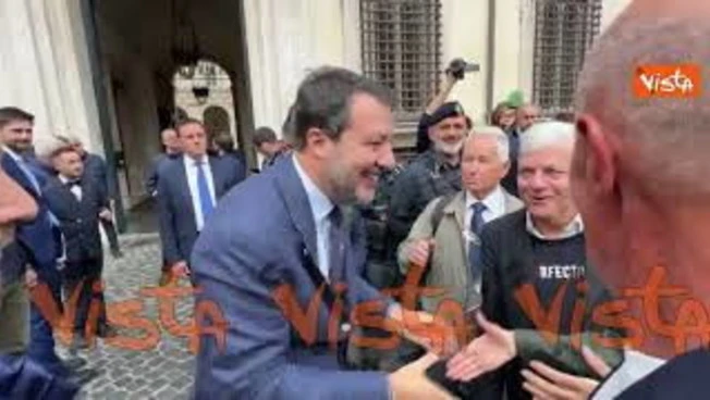 https://media.liberoquotidiano.it/2VsCWp3RNCz4PEwMM2-mxp4EYVuhrLTVCfswcvEXECw/width:800/quality:90/aW1hZ2VzLzIwMjUvMTAvMzAvMTUxODEyODUzLTA2N2U0ZGMxLWIxMWEtNGNhMy1hMzU3LWMyZTVjZDc3YTdhZC5qcGc.webp