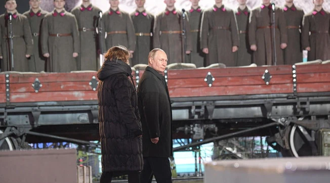 Vladimir Putin, voce bomba sullo Zar: "A gennaio frontiere chiuse"