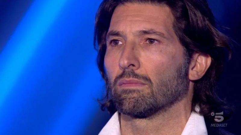 Grande Fratello, Walter Nudo: l'annuncio choc dopo l'operazione: "Basta per sempre"