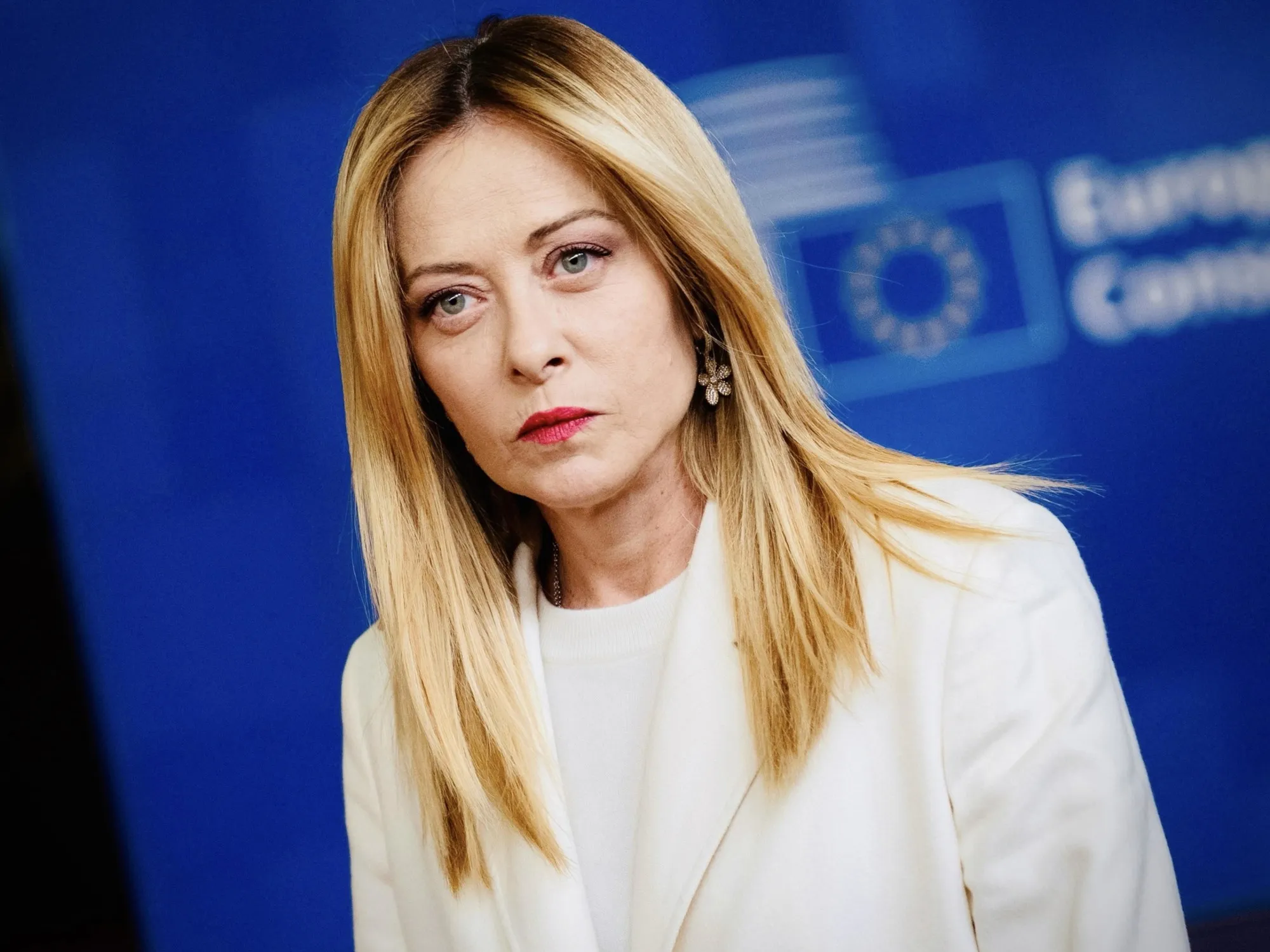 "L'opposizione critica dal divano, noi risolviamo problemi"