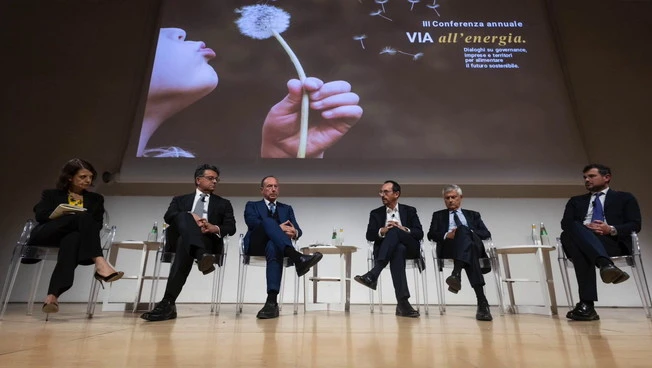 https://media.liberoquotidiano.it/2bSK1aHpnAasn0exR77S0a9f2YumpjOeOUbO_jdYcLs/width:800/quality:90/aW1hZ2VzLzIwMjUvMTAvMDkvMTQyMDM2MTMyLTMzZDZiYmM5LTlkYTMtNGY0Mi1iMWZkLTU2MDJjYTA4MDdkYS5qcGc.webp