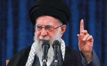 Iran, è finita l'era di Khamenei: finalmente!