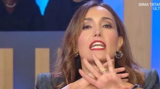 Caterina Balivo, dura replica a Selvaggia Lucarelli: "Str***? Non scelgo io"