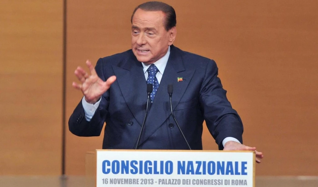 Consiglio Nazionale, Berlusconi: "La divisione era inevitabile"