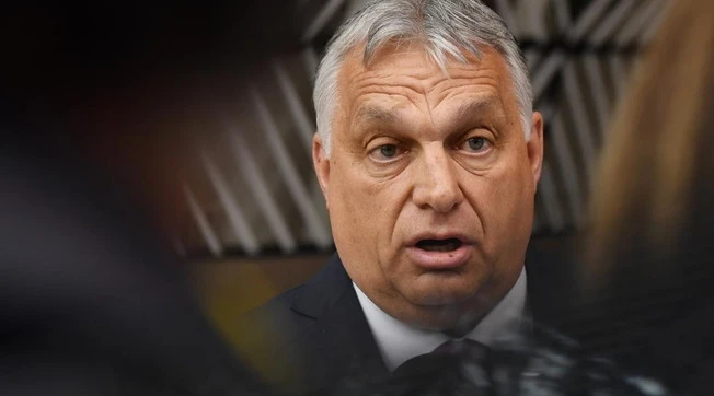 Viktor Orban, il retroscena di Storace: sanzioni, così l'Europa sta sfruttando i suoi "ricatti"