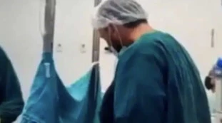 Giovanni, il video-choc dell'anestesista stupratore: cosa fa mentre la donna partorisce