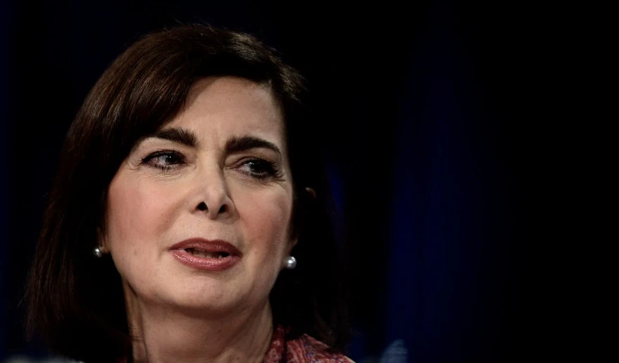 Laura Boldrini ignora le minacce sui siti dei comunisti