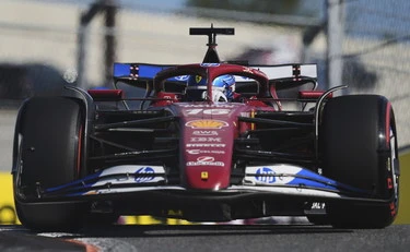 Gp Miami, pole per Verstappen: Hamilton eliminato nel Q2