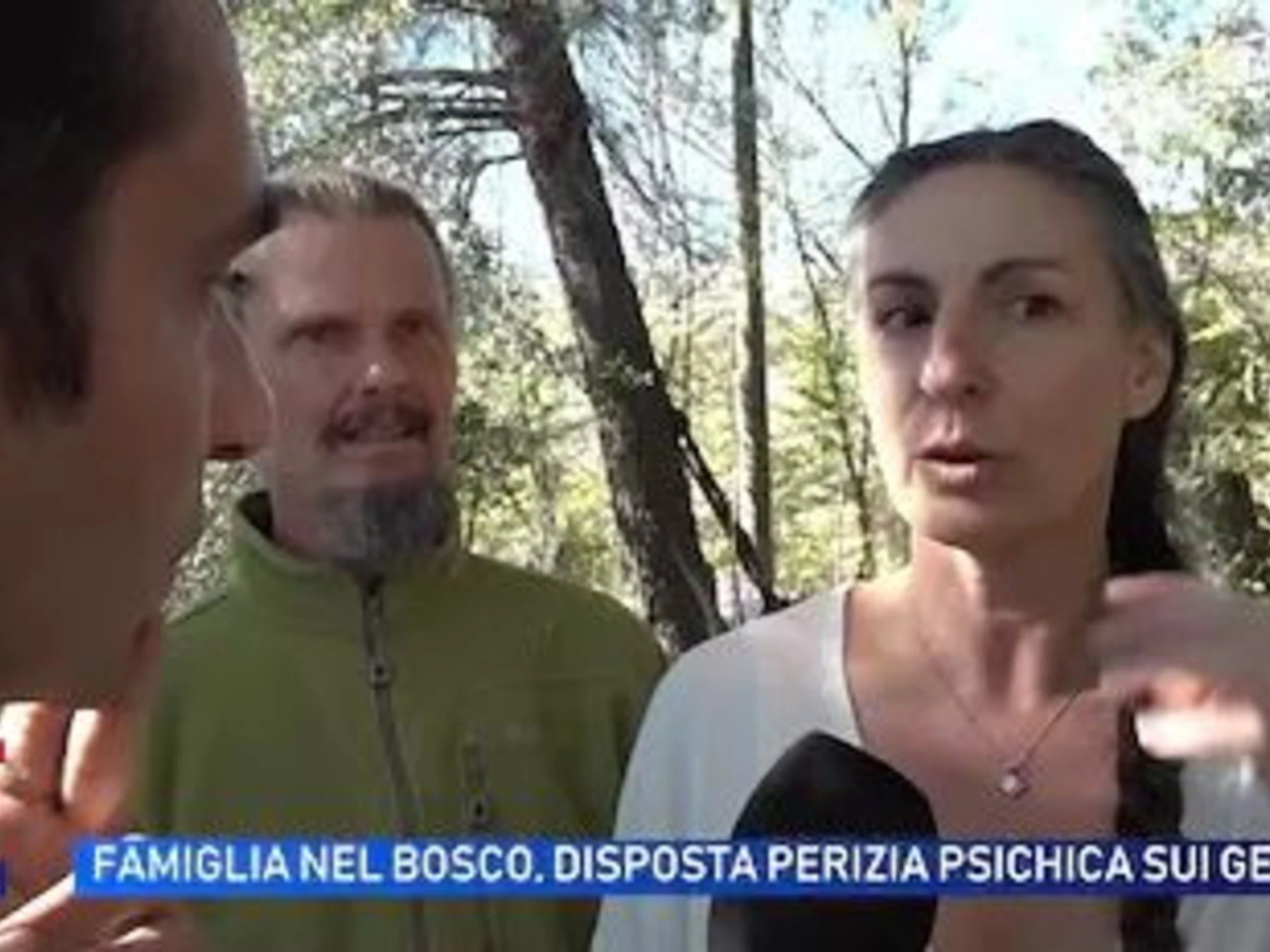 Famiglia nel bosco, bomba sulle toghe: "Rischi mentali per i bimbi"