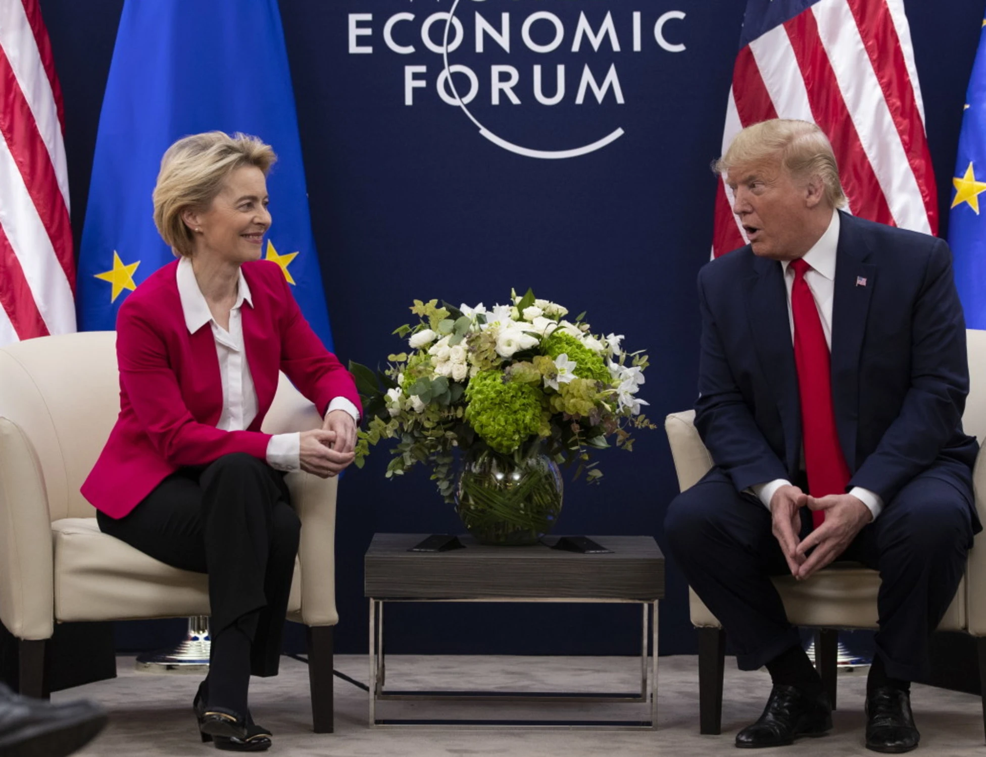 Trump e Ursula, stop ai dazi all'Ue fino al 9 luglio. "Merito dell'Italia"