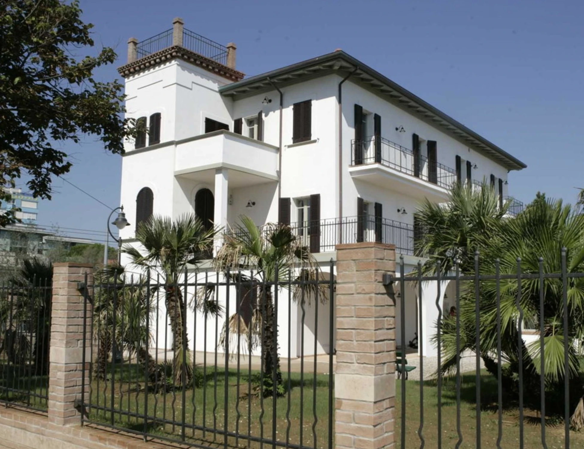 Villa Mussolini, clamoroso: chi spunta tra i potenziali acquirenti