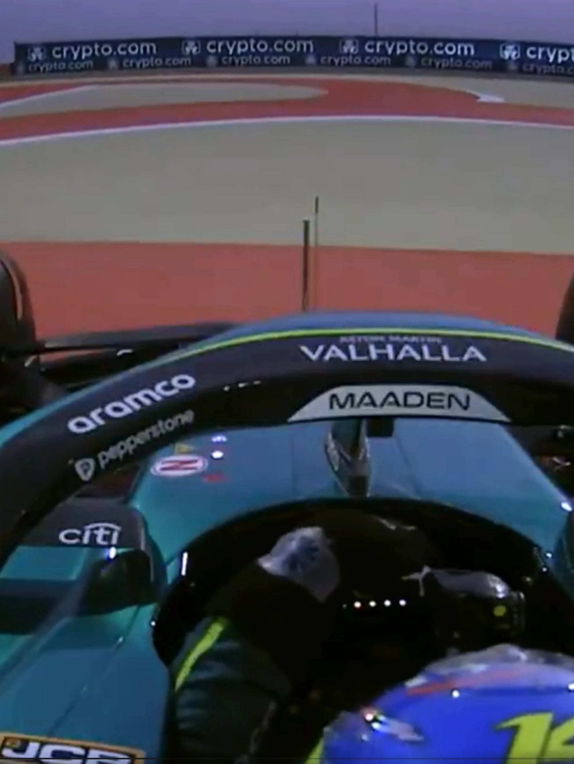 Formula 1, paura per Alonso: si stacca il volante, aperta un'indagine