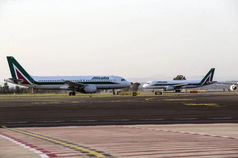 ALITALIA, PER ATLANTIA NON CI SONO ANCORA LE CONDIZIONI PER L'OFFERTA
