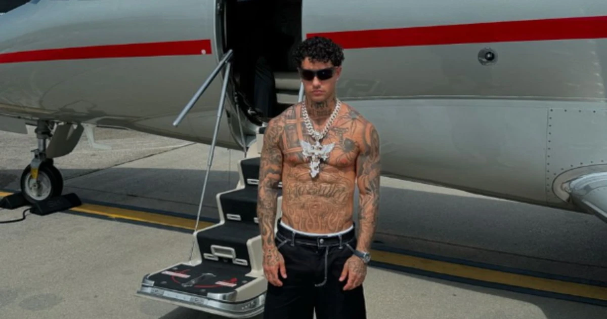 Tony Effe? Rap e insulti, questa è la morte del gossip