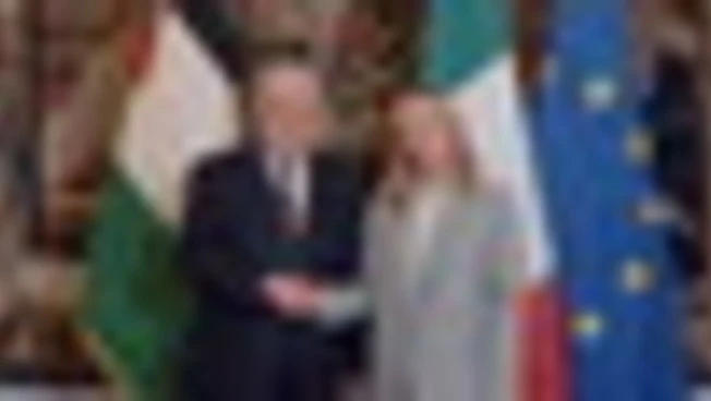 Meloni accoglie Abu Mazen a Palazzo Chigi, poi insieme ad Atreju