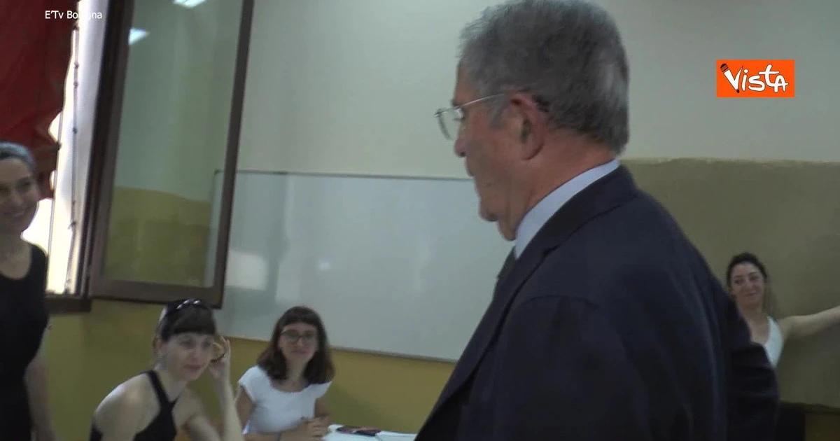 Elezioni europee, Romano Prodi vota a Bologna