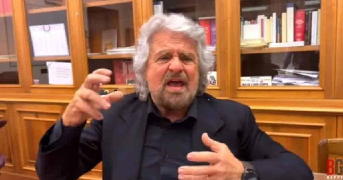Beppe Grillo, non solo politica: sprofondo rosso sul mattone, ecco quanti soldi perde in un solo anno