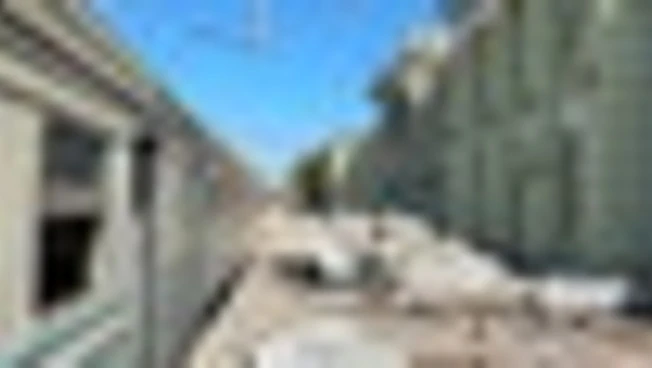 Nuovi attacchi russi sull'Ucraina, colpita una stazione ferroviaria