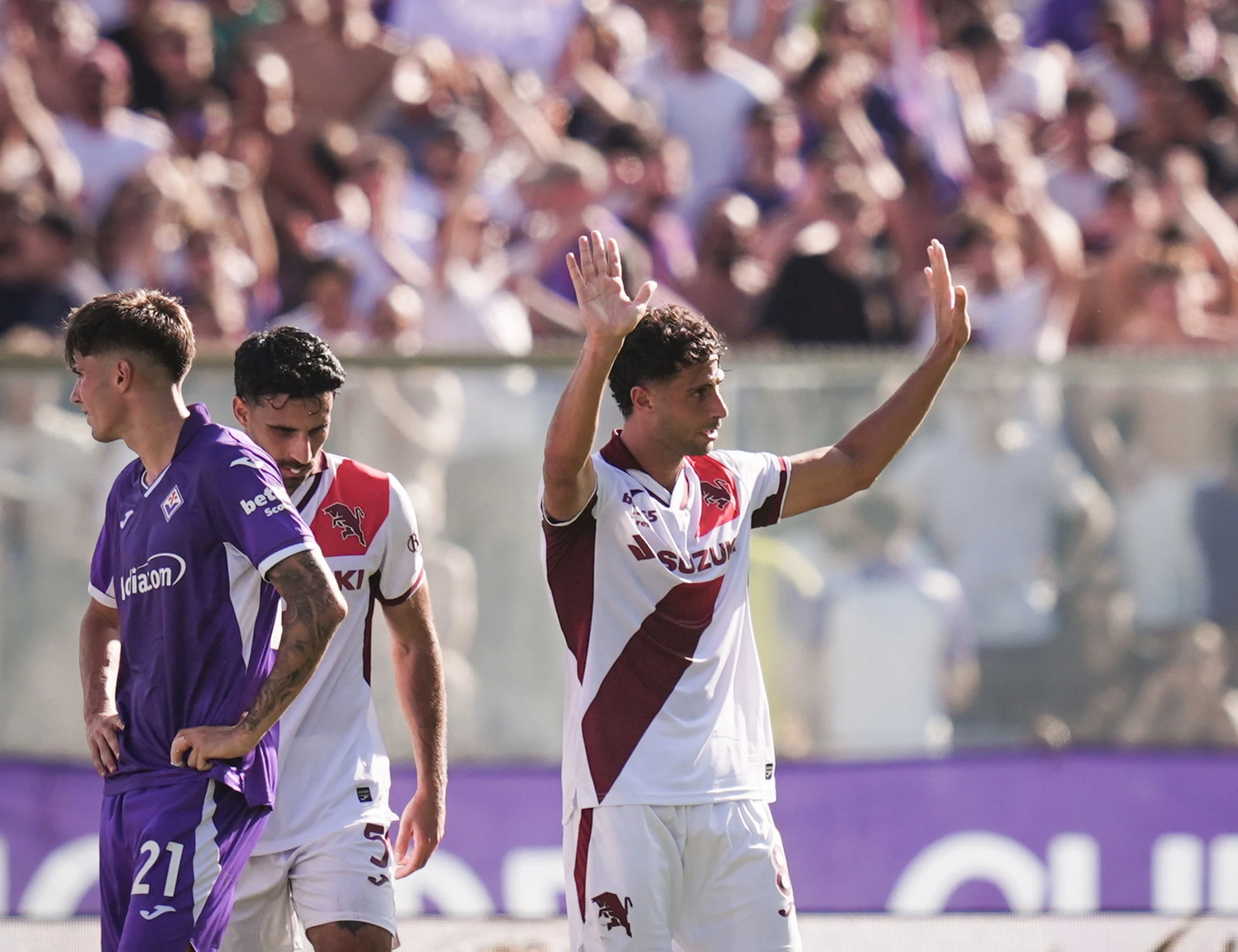 Fiorentina, ko anche col Toro: Mandragora e Adams purgano la Viola