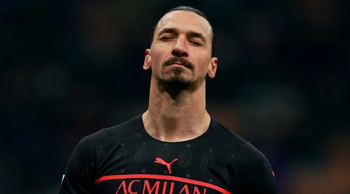Zlatan Ibrahimovic trascinatore del Milan, ma... Umiliazione inattesa: "Chi è il  miglior giocatore svedese del 2021"