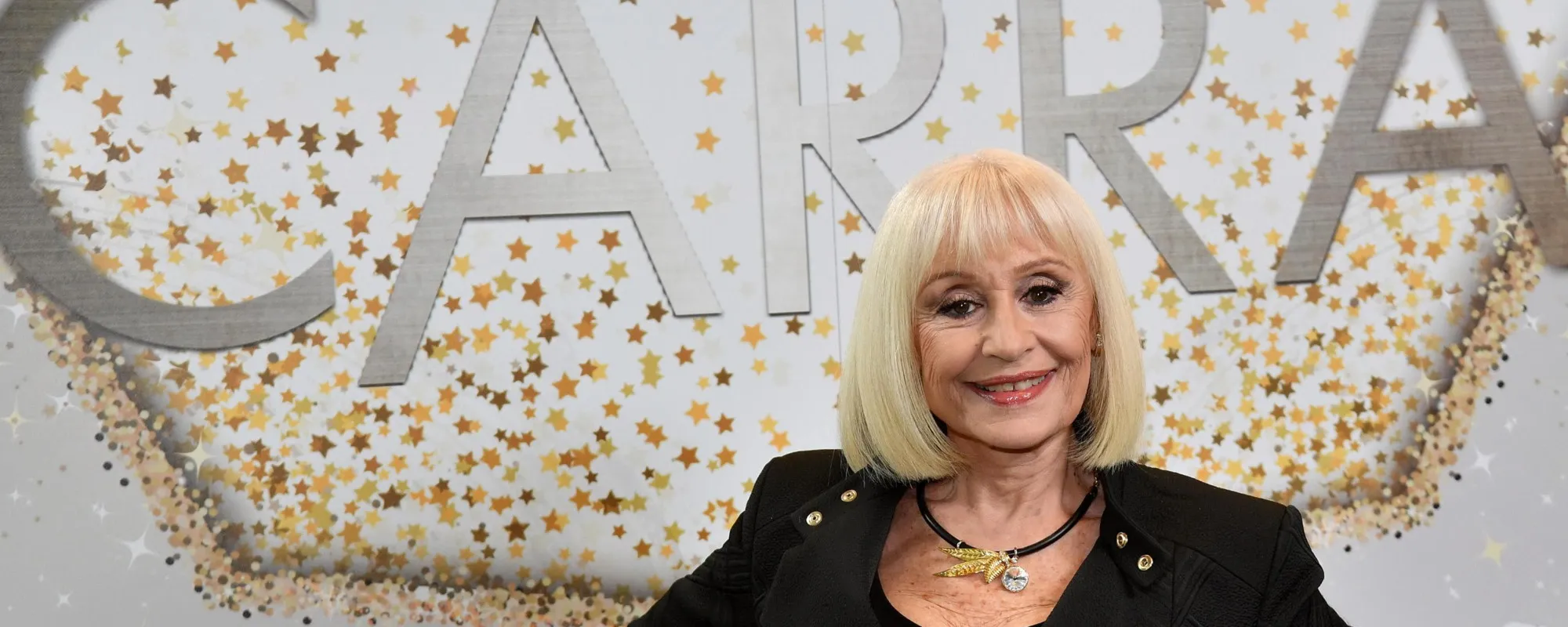 Trafugati i cimeli di Raffaella Carrà: un'ombra pesantissima