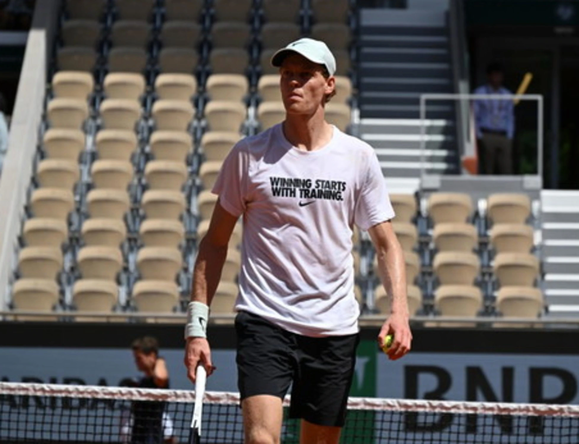 Jannik Sinner, il siluro di Mouratoglou: "Non manderà tutto all'aria. Ci sono in ballo i soldi..."