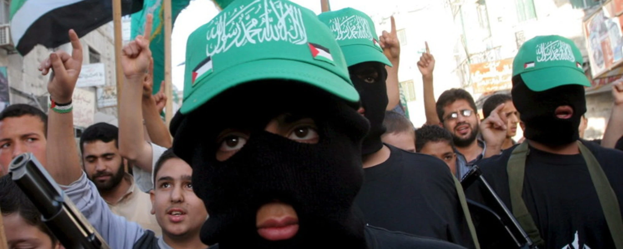 Leggi l'articolo: Vogliono spargere sangue in Italia: Hamas, le intercettazioni-choc