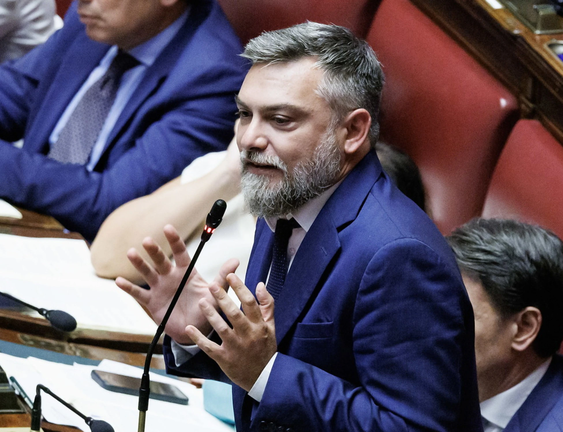 M5s, altro delirio in Aula: "Stragi? La nascita di Forza Italia..."