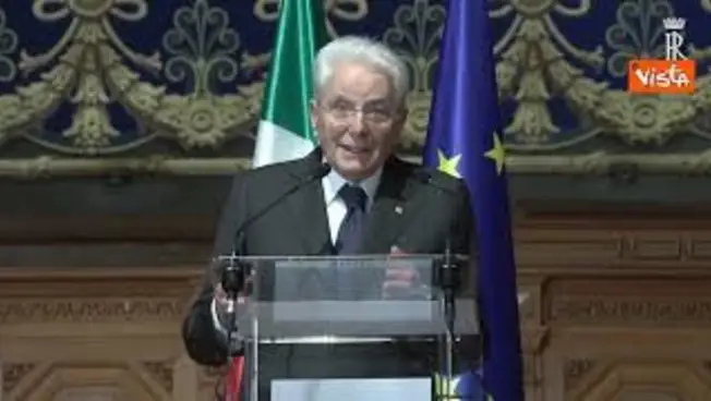 Leggi l'articolo: Mattarella: Mediterraneo attraversato da gravi crisi umanitarie torni a essere mare civiltà e unione