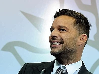 Ricky Martin saluta Obama: ''Ammiro il suo coraggio sulle nozze gay''