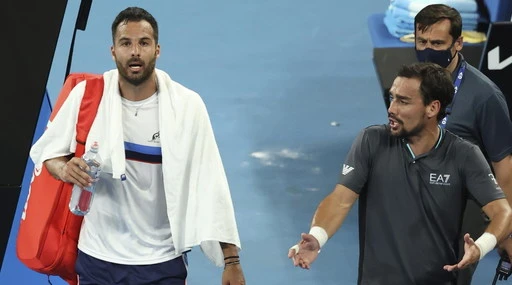 Fognini-Caruso dopo Ibra-Lukaku, una rissa al giorno: delirio e insulti sul campo da tennis