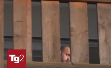 Crans-Montana, l'erede di orologiai: chi è l'uomo che ha pagato la cauzione a Jacques Moretti