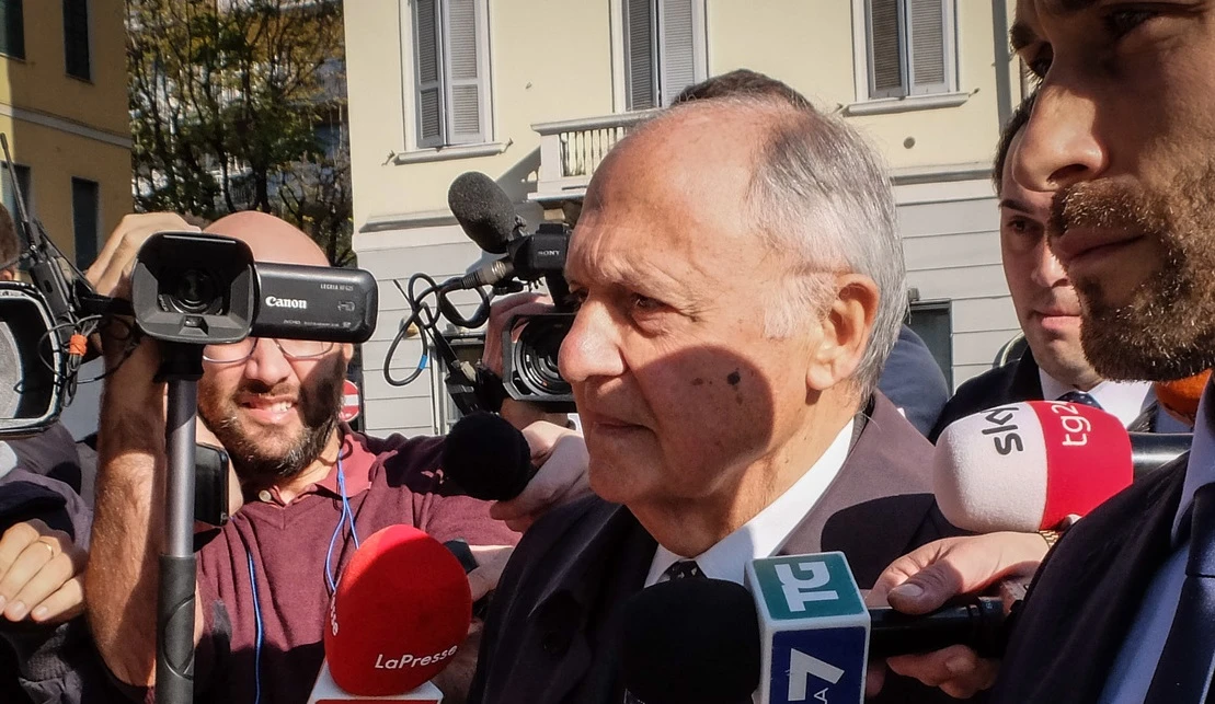 Paolo Savona, giallo sulle dimissioni del ministro: quello strano verbo sul Corriere della Sera