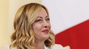 Sondaggio Dire-Tecné, boom di FdI e di Giorgia Meloni: quanto cresce la fiducia al governo