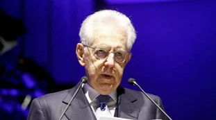 Mario Monti mette in guardia Giuseppe Conte da Roberto Fico: "Se non ha il controllo, non deve accettare"