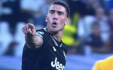 https://media.liberoquotidiano.it/34hVhJG1r_r7jJW54FRt5rPwieEhZf0znXdFJsN3T_E/width:800/quality:90/aW1hZ2VzLzIwMjUvMDkvMTcvMTA0ODExNzk2LTViZGU1ZGE3LWZlNzktNDlkZS04YzRkLWM5YTYyYTUzY2FmNi5qcGc.webp