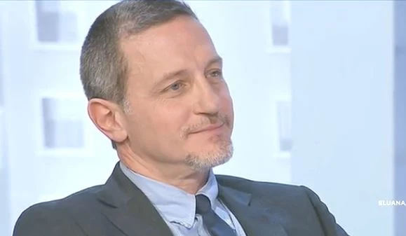 L'aria che tira, Gian Marco Centinaio e la lezione all'intellettuale Giannini (che ignora il grande Andersen)