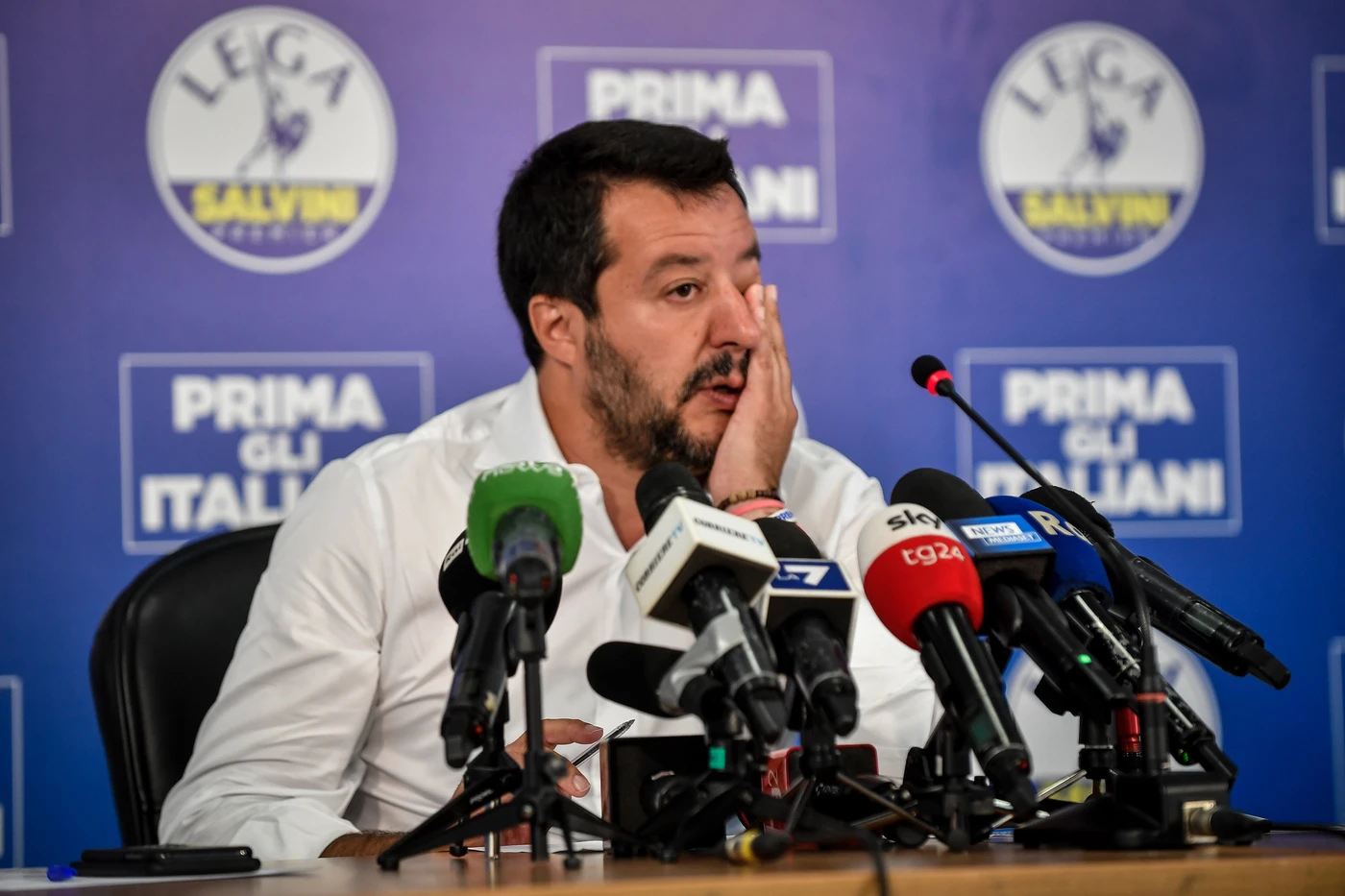 Matteo Salvini nel panico: "Se il governo Pd-M5s parte, noi rimaniamo all'opposizione per anni"