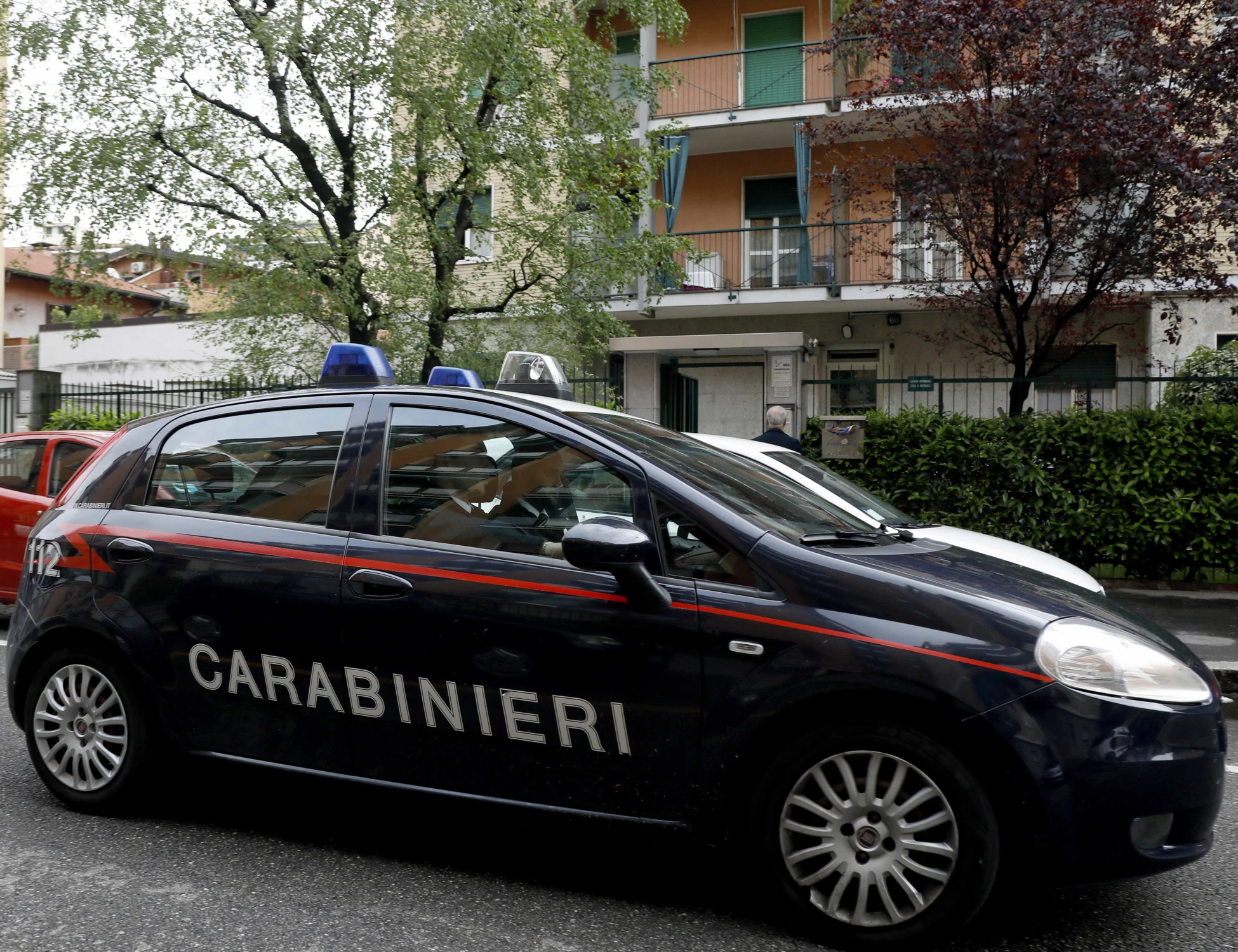Potenza, due fratelli tunisini accoltellano un 29enne: arrestati per tentato omicidio