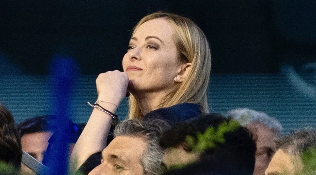 Meloni, il trionfo alle urne non basta: "Più del previsto", altro colpaccio