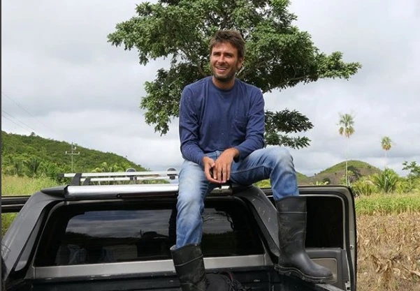 Alessandro Di Battista, Matteo Salvini a Otto e Mezzo: "Lo invidio profondamente"