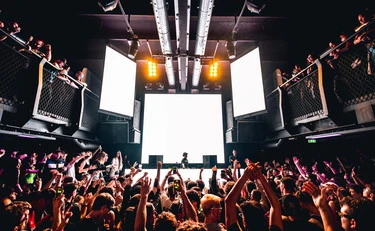 Cosenza, addetto alla sicurezza muore dopo il pestaggio fuori dalla discoteca